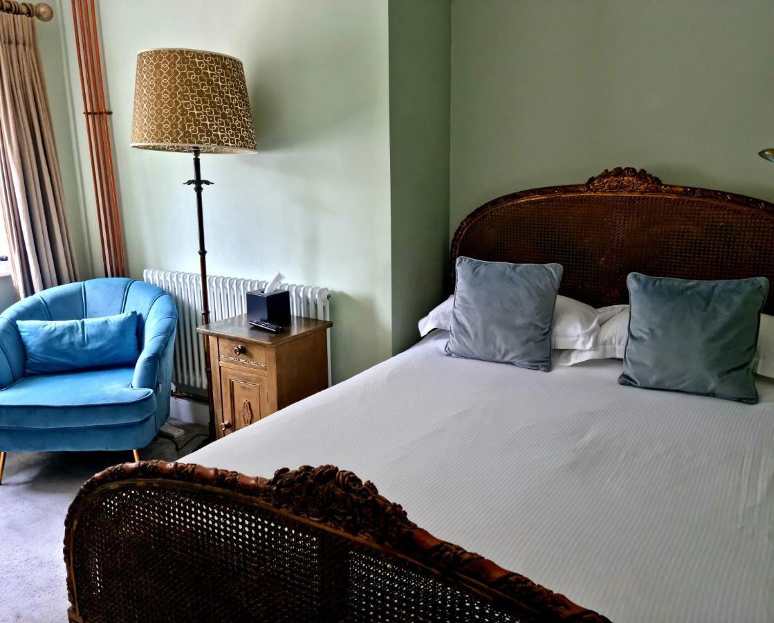 The Ollerod Hotel บีอามินสเตอร์ ภายนอก รูปภาพ